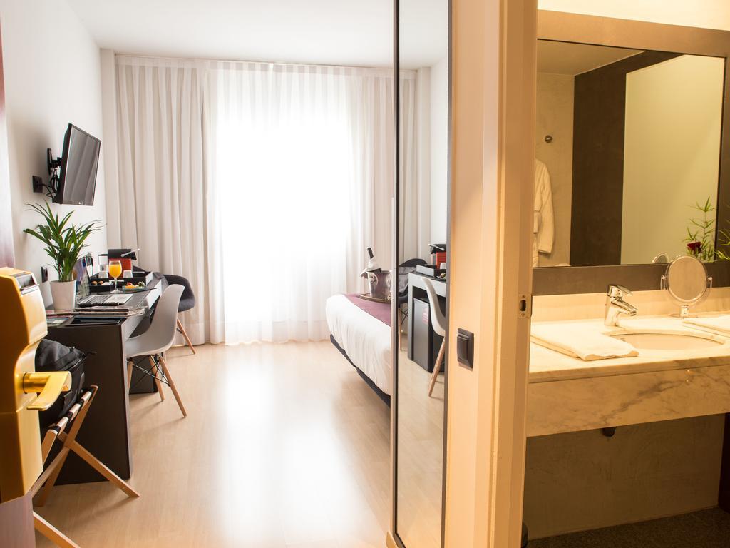 เอากุสตา บาร์เซโลนา บาเยส Hotel กราโนแยร์ส ภายนอก รูปภาพ